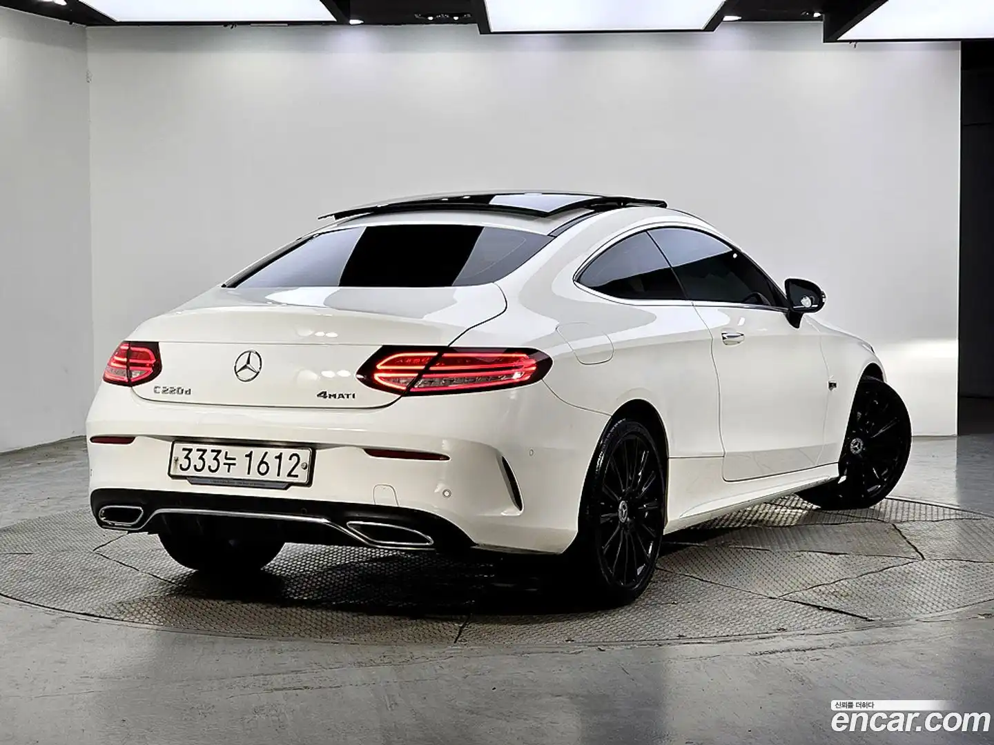 C-Class Mercedes-Benz 2019.8-OUTER-004