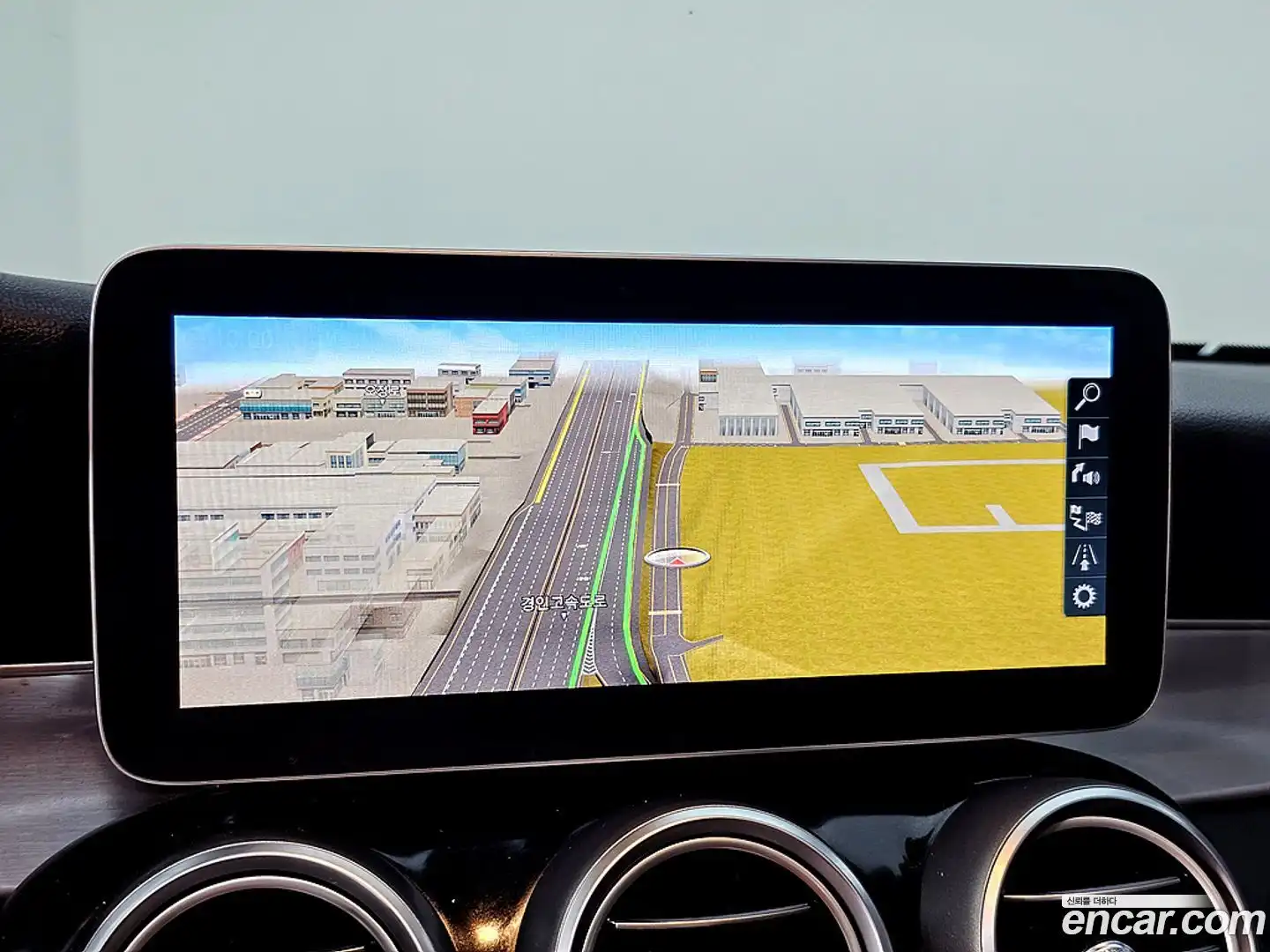 C-Class Mercedes-Benz 2019.8-OPTION-017