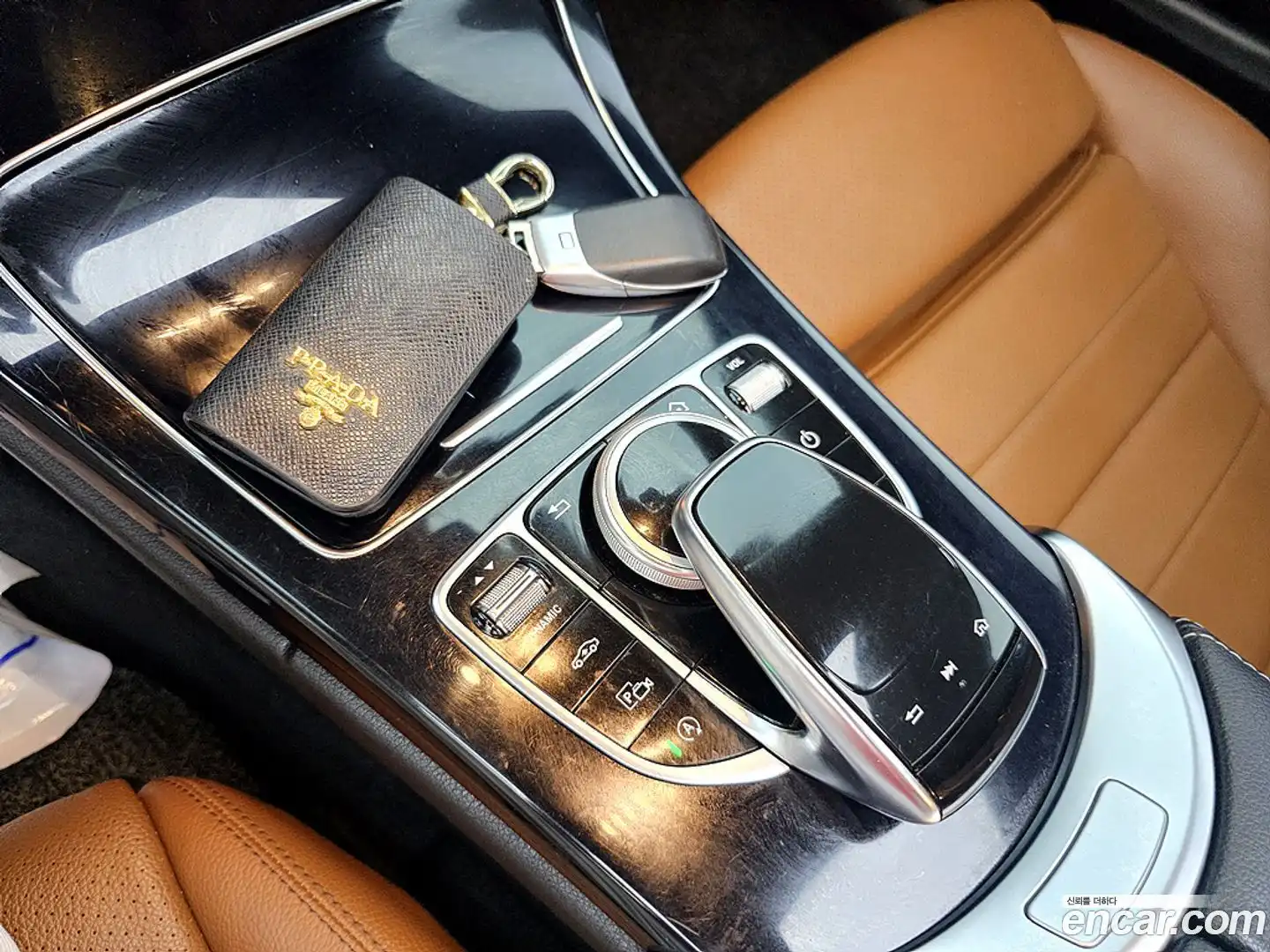 C-Class Mercedes-Benz 2019.8-OPTION-019
