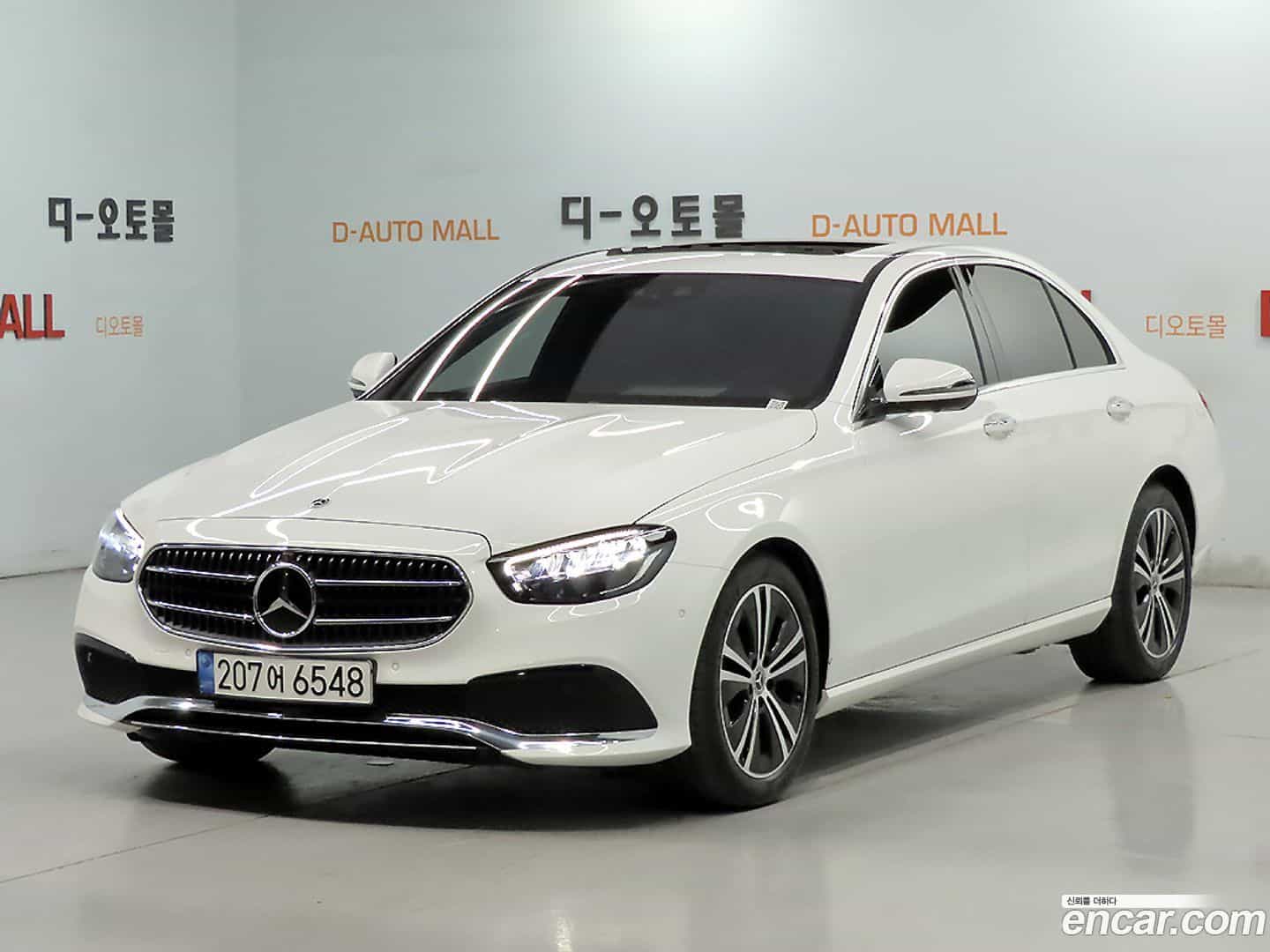 E-Class Mercedes-Benz 2022.6-OUTER-001