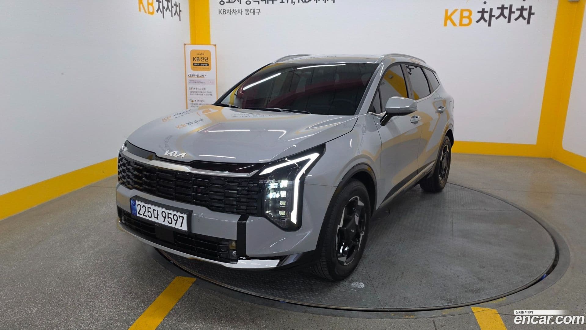 Main__Slider__Photo:Sportage Kia 2025.3-0