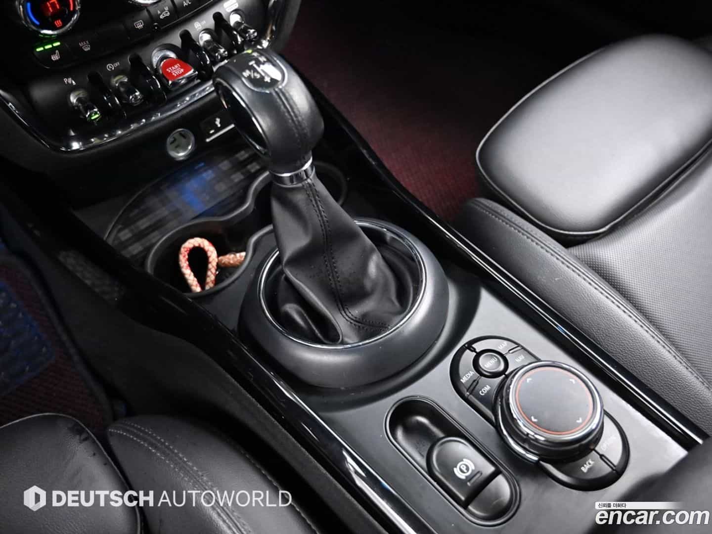 Clubman Mini 2018.9-INNER-009