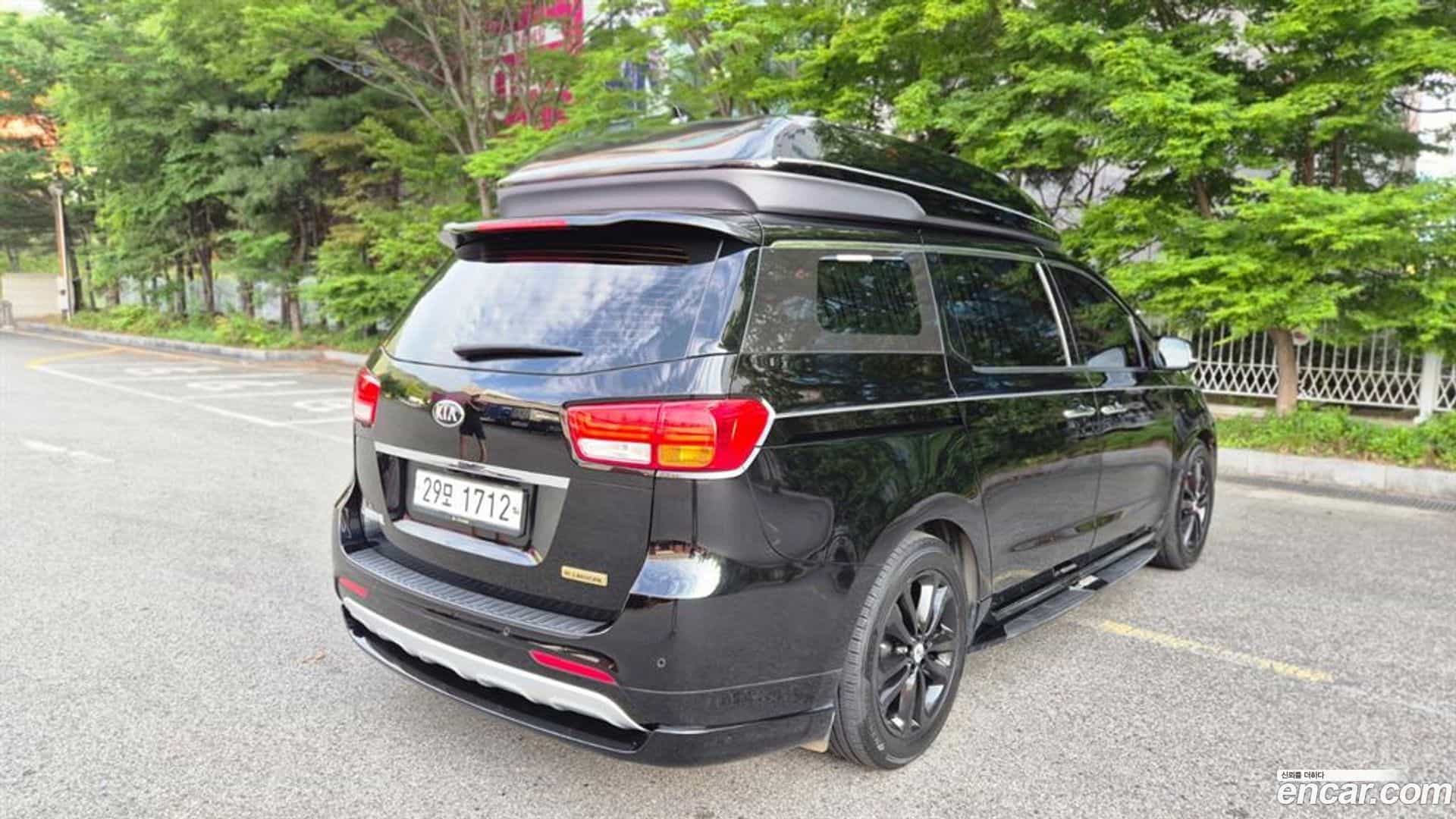 Canival Kia 2017.5-OUTER-004