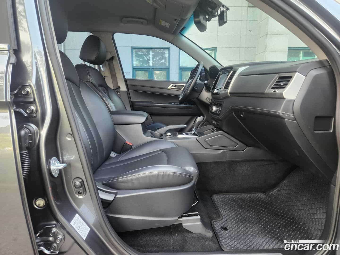Rexton KG Mobility 2018.2-OPTION-016