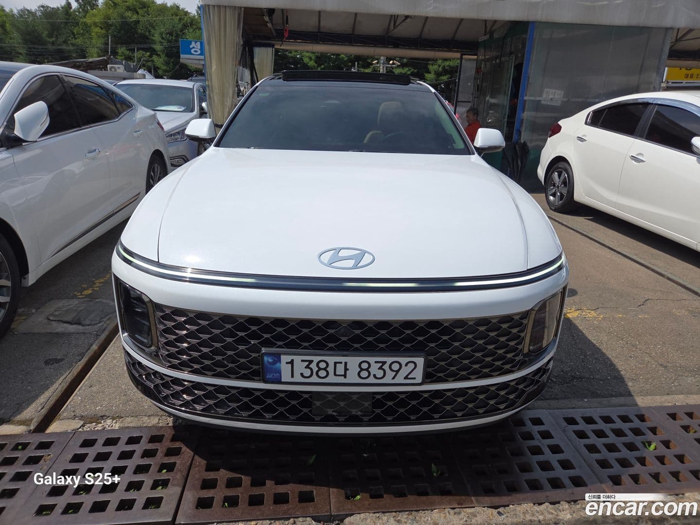 Main__Slider__Photo:Grandeur Hyundai 2023.1-0
