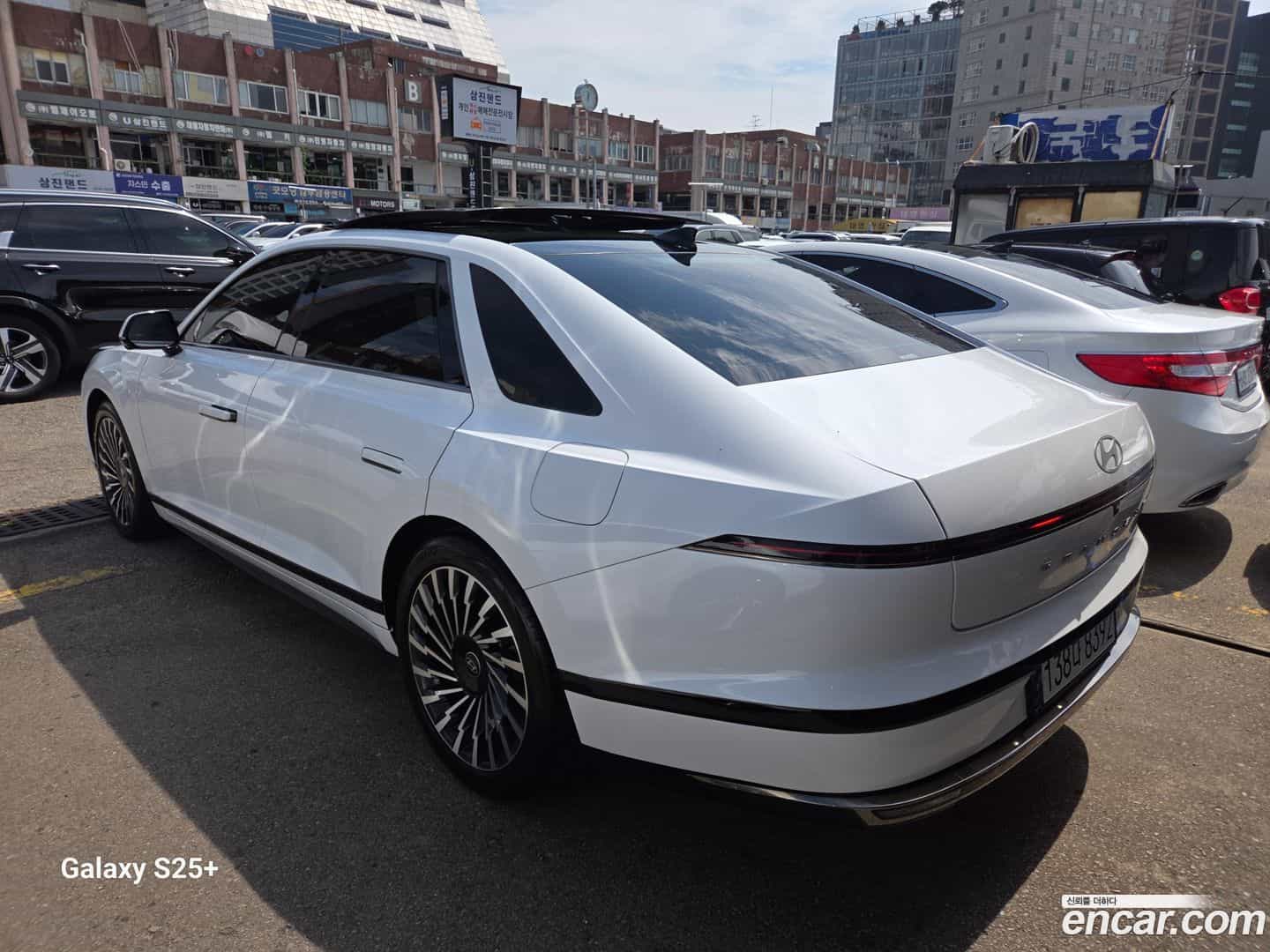 Grandeur Hyundai 2023.1-OUTER-006