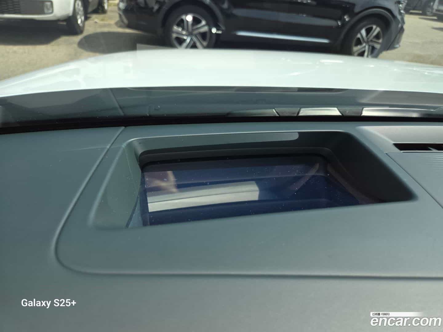 Grandeur Hyundai 2023.1-OPTION-021