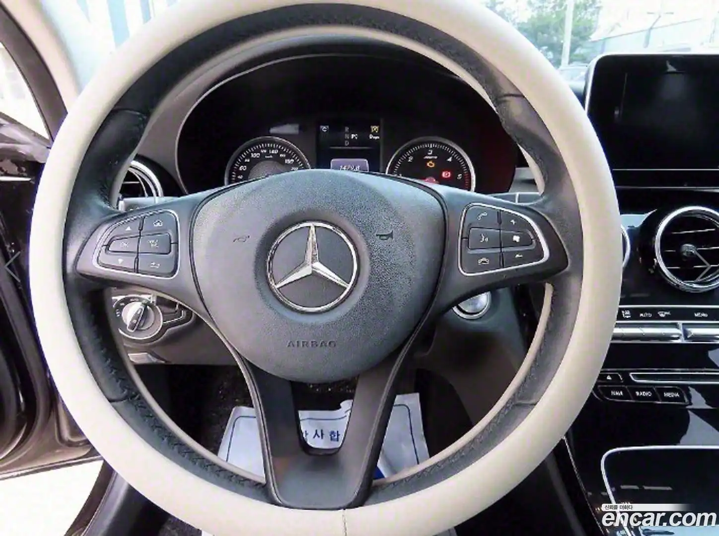 C-Class Mercedes-Benz 2018.3-INNER-008