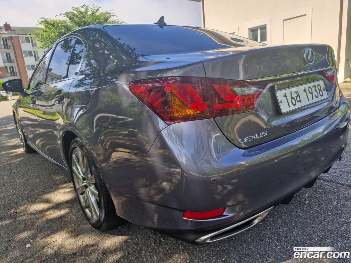 GS Lexus 2012.2-OUTER-003