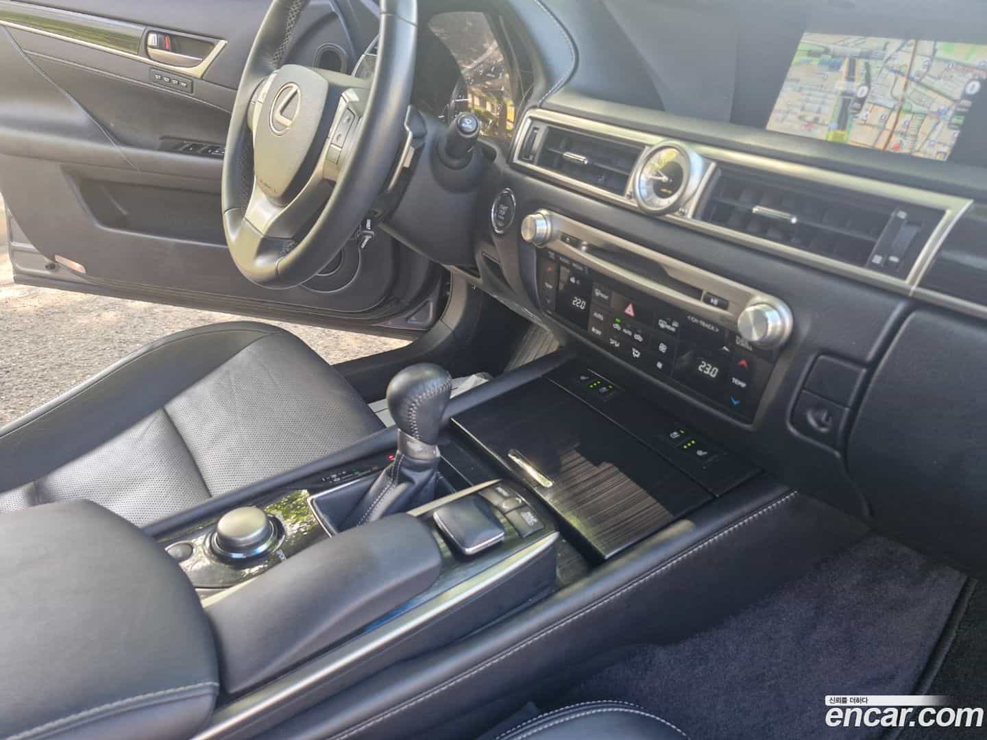 GS Lexus 2012.2-OPTION-024