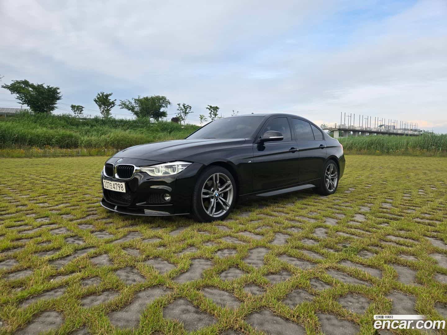 3-Series BMW 2017.10-OUTER-002
