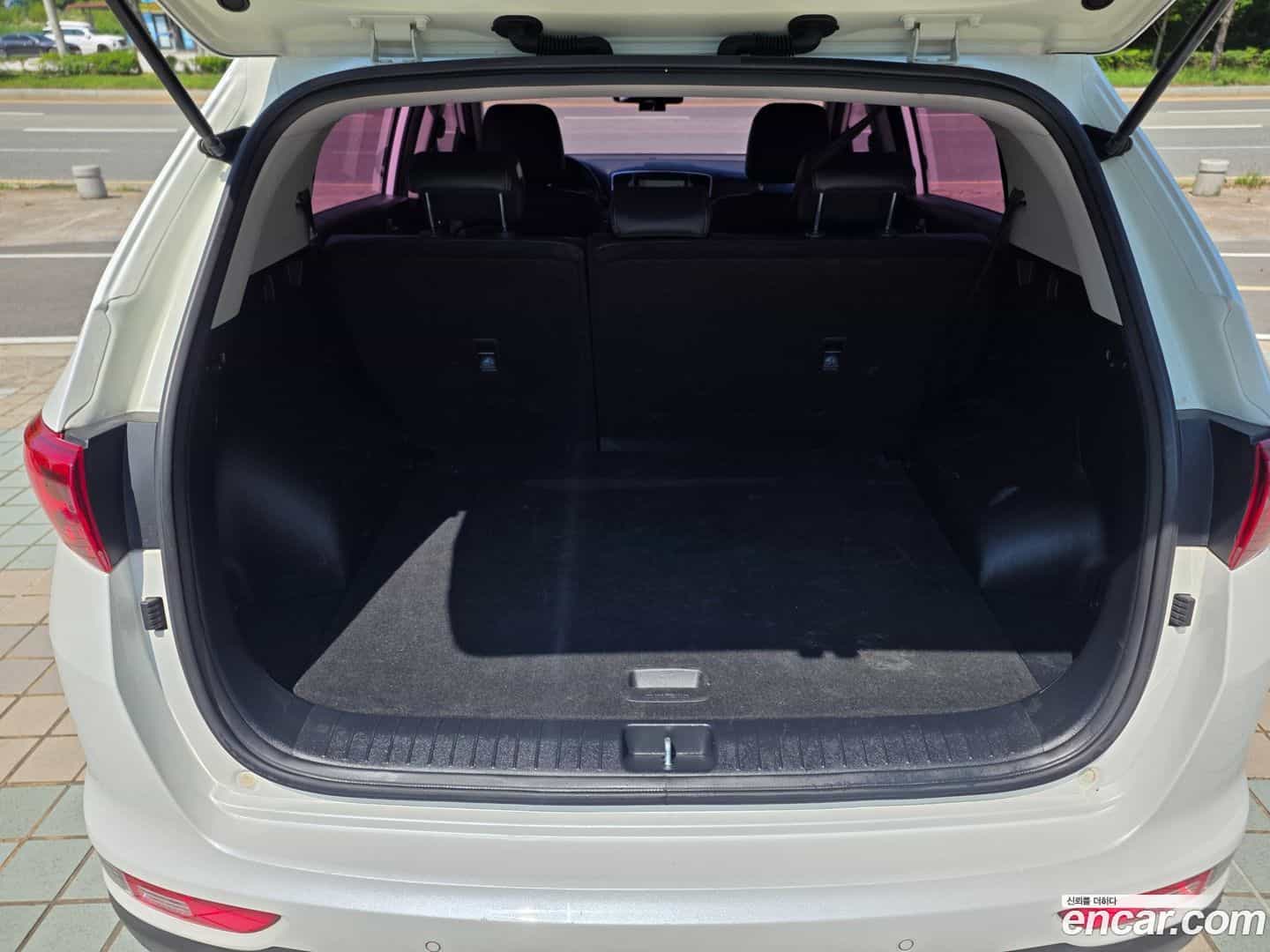 Sportage Kia 2016.10-INNER-010