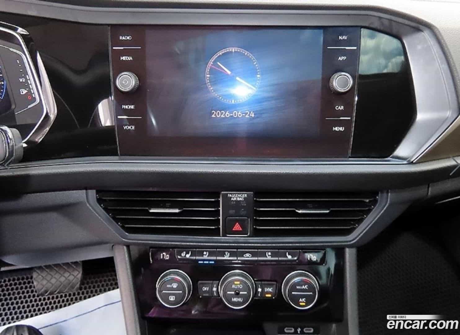 Jetta Volkswagen 2021.7-OPTION-016