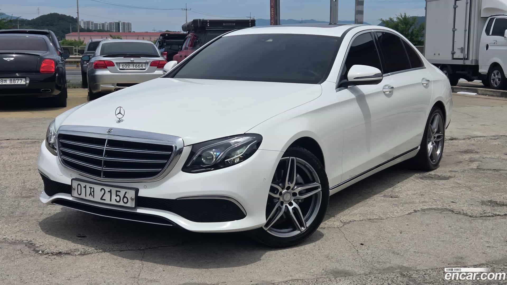 E-Class Mercedes-Benz 2016.10-OUTER-001