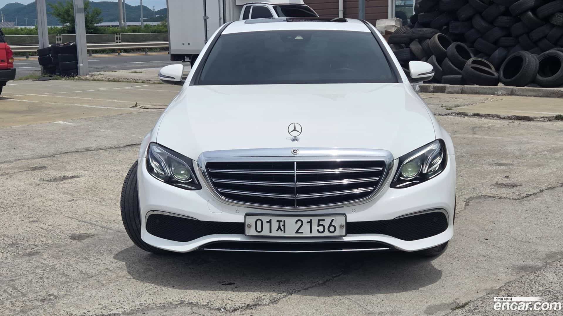 E-Class Mercedes-Benz 2016.10-OUTER-003