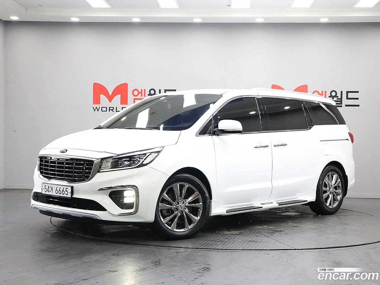 Main__Slider__Photo:Canival Kia 2019.5-0