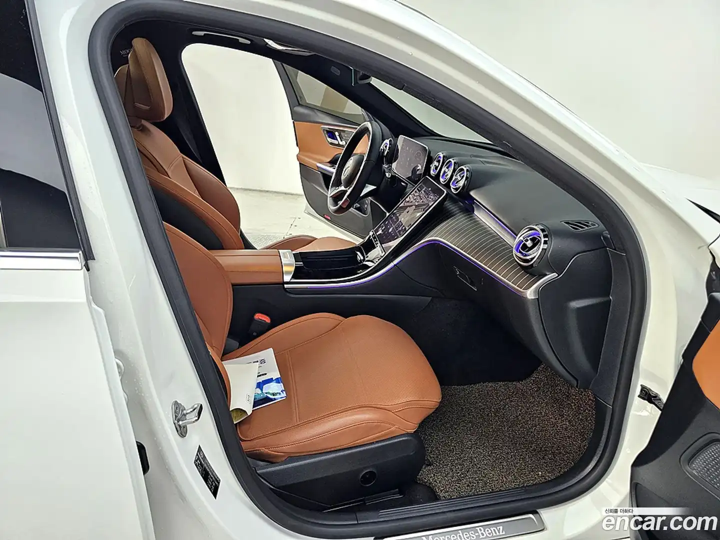 C-Class Mercedes-Benz 2022.10-OPTION-015