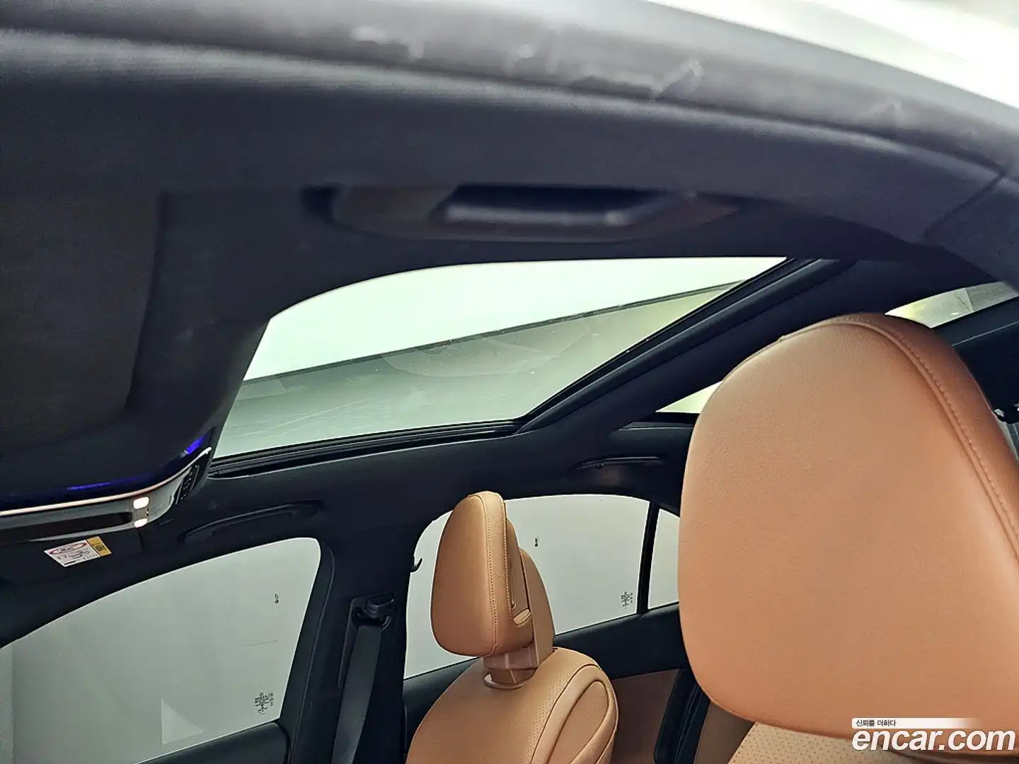 C-Class Mercedes-Benz 2022.10-OPTION-016