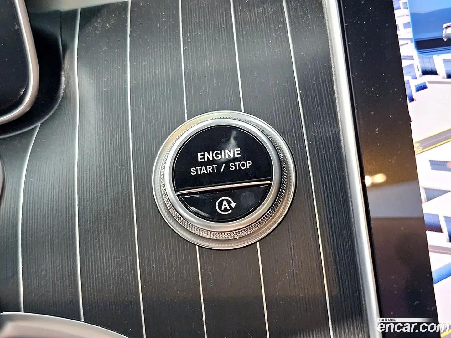C-Class Mercedes-Benz 2022.10-OPTION-017