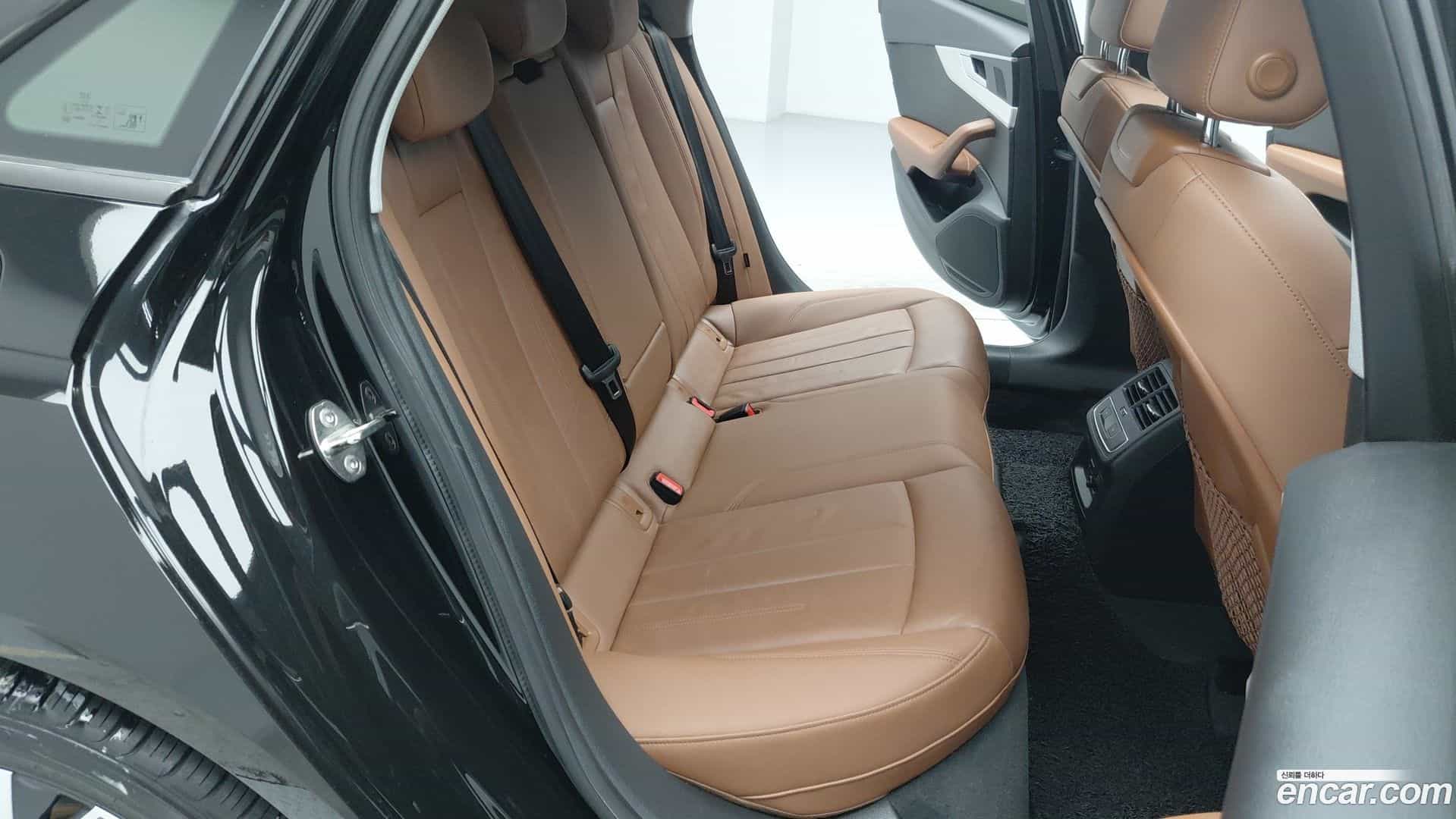 A4 Audi 2021.10-INNER-009