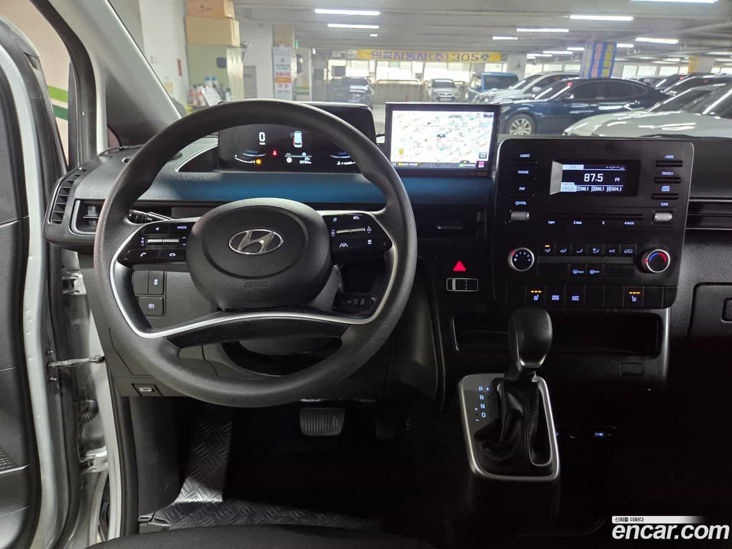 Staria Hyundai 2022.4-OPTION-022