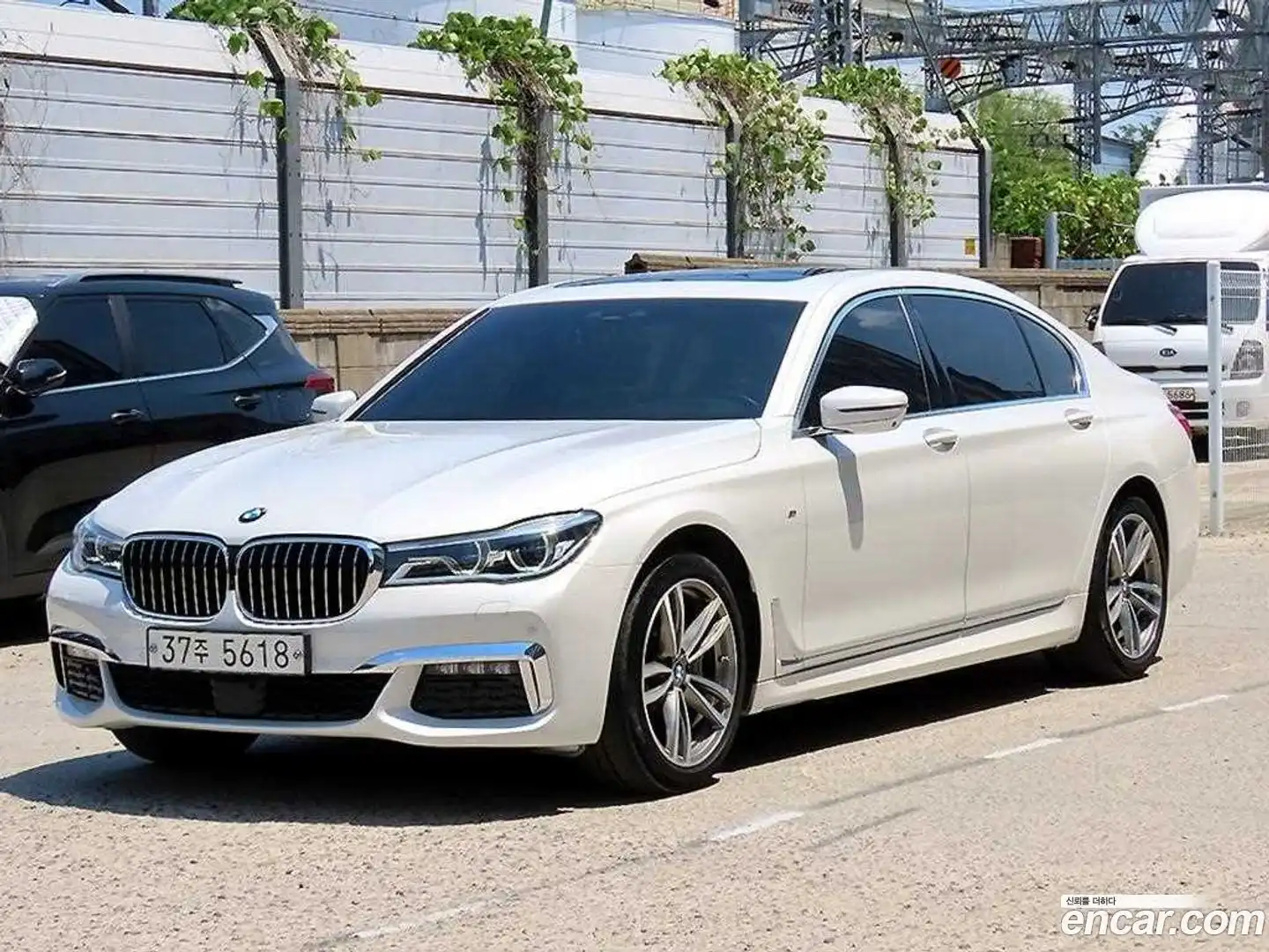 7-Series BMW 2017.11-OUTER-002