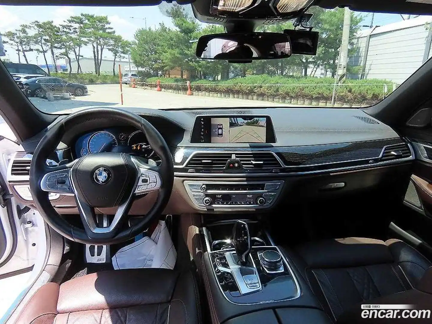 7-Series BMW 2017.11-INNER-007