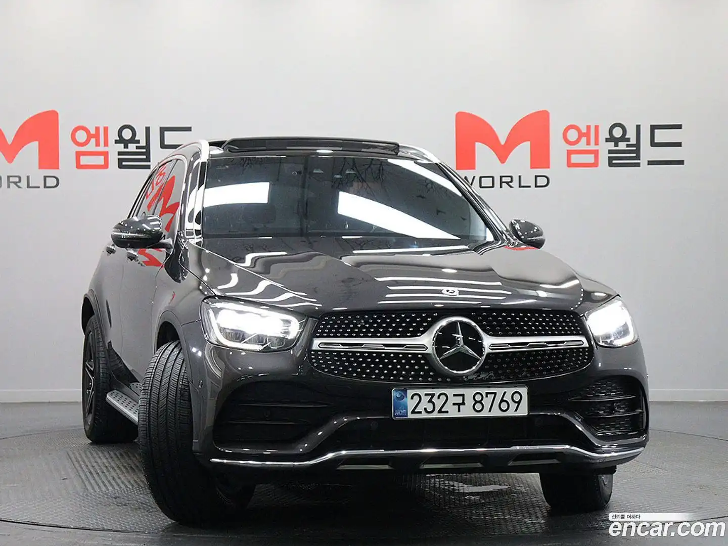 GLC-Class Mercedes-Benz 2022.8-OUTER-002