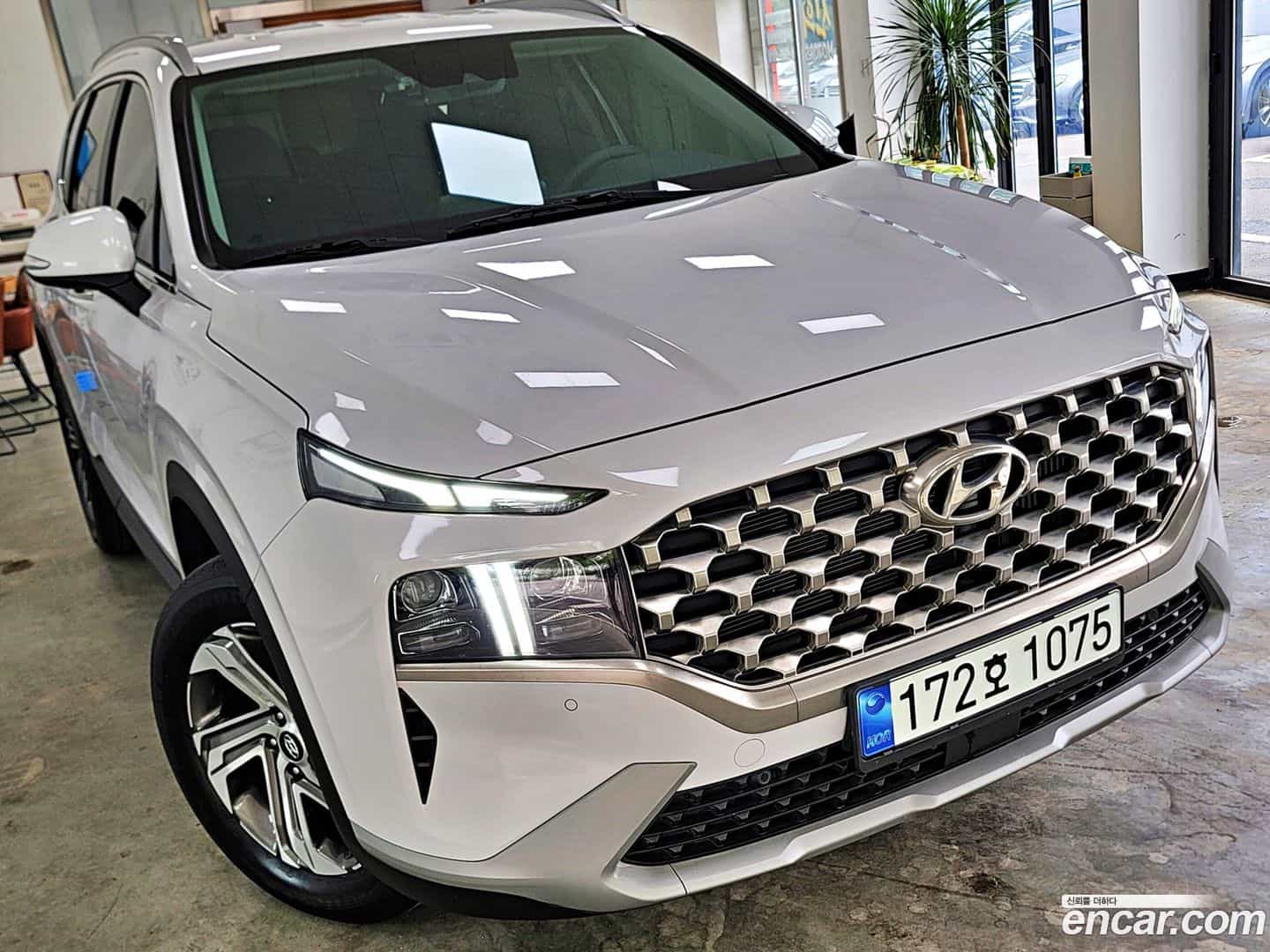 Santafe Hyundai 2022.4-OUTER-003