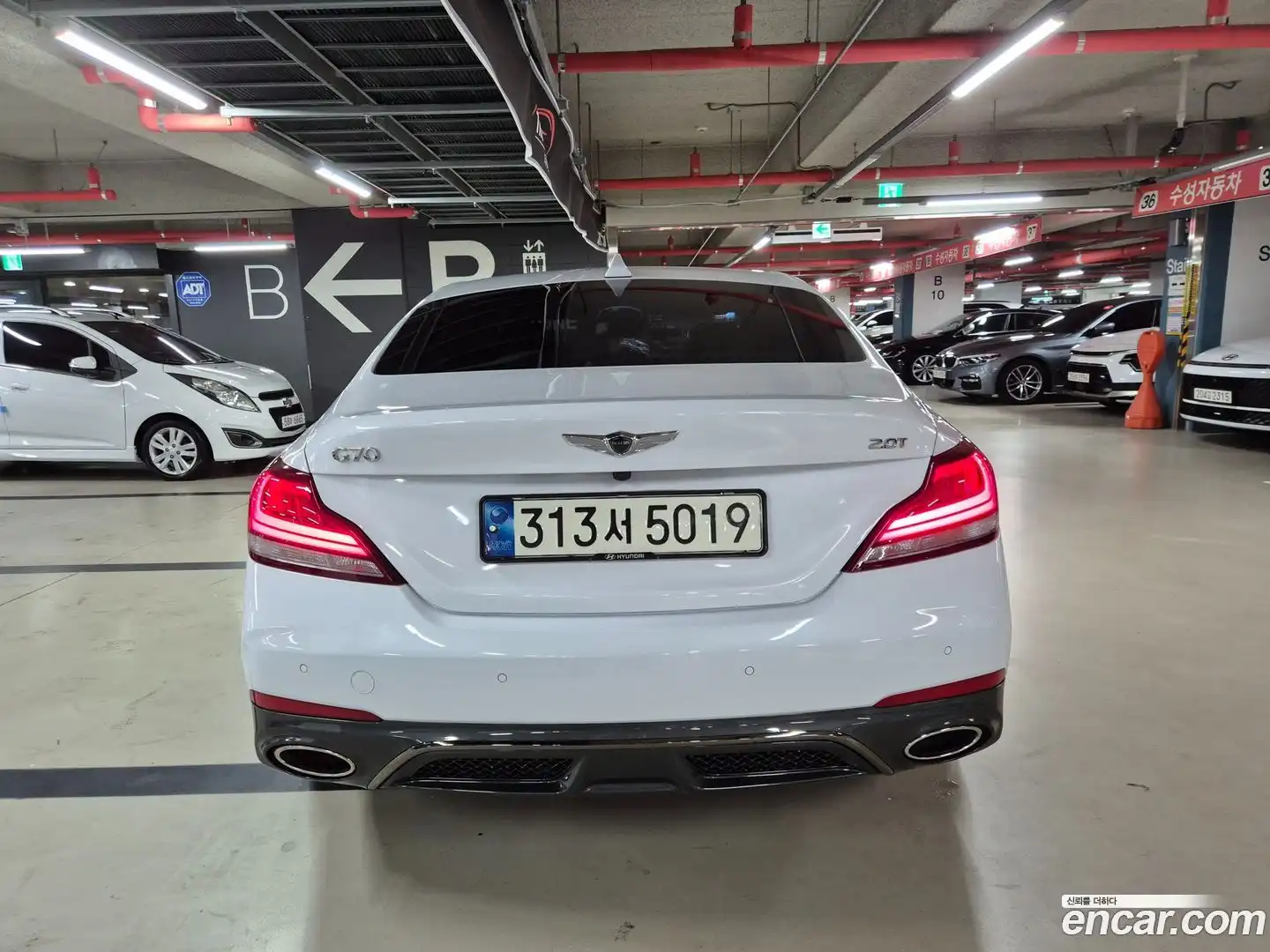 G70 Genesis 2018.0-OUTER-004