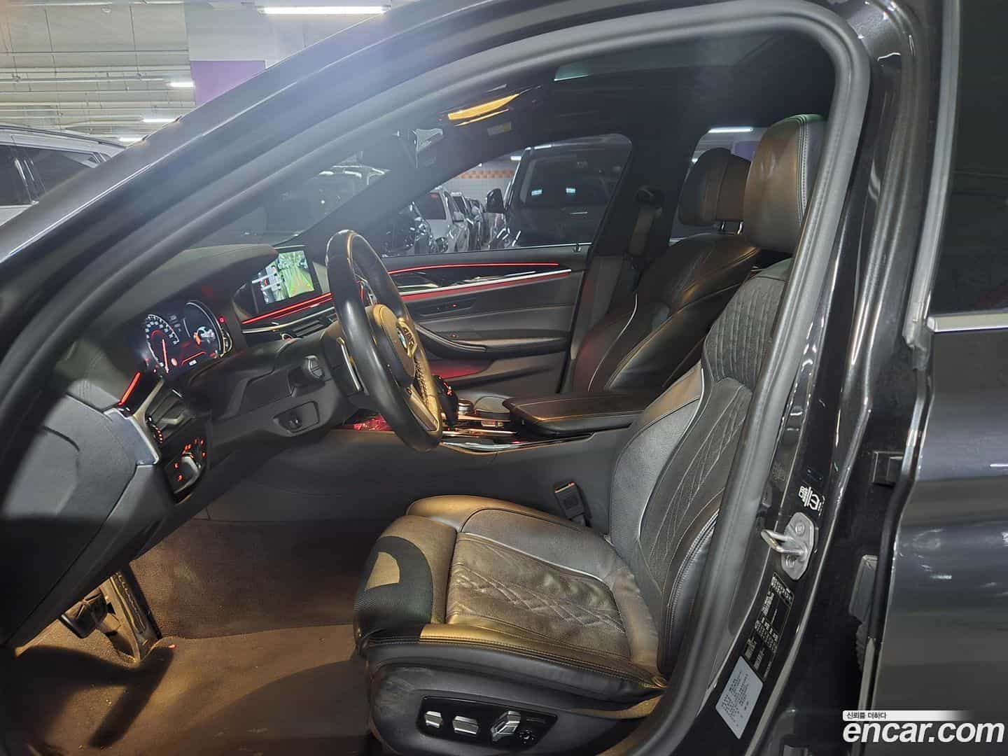 5-Series BMW 2018.4-INNER-010