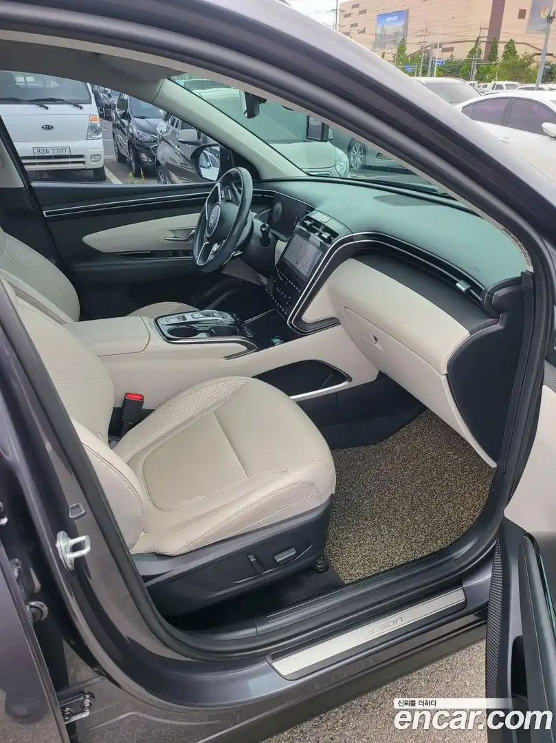 Tucson Hyundai 2021.1-INNER-010