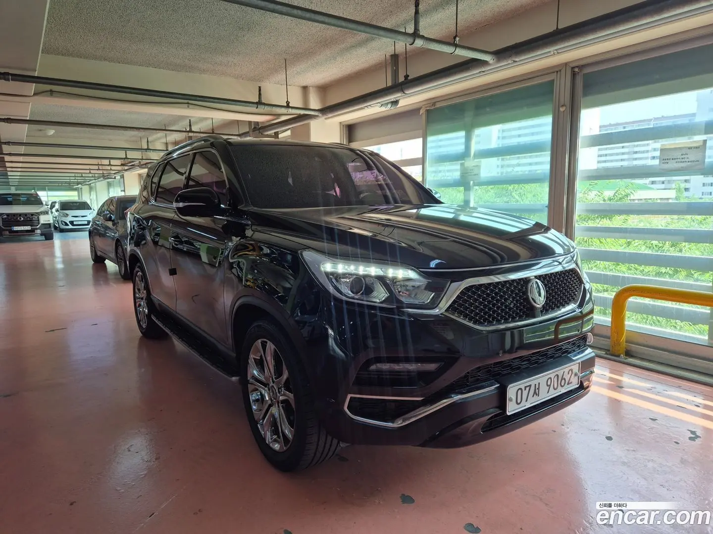 Main__Slider__Photo:Rexton KG Mobility 2018.0-0