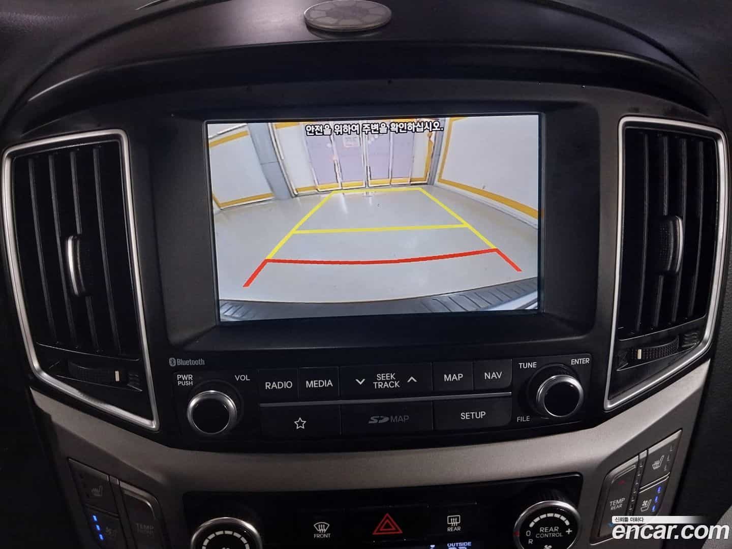 Starex Hyundai 2018.1-INNER-007