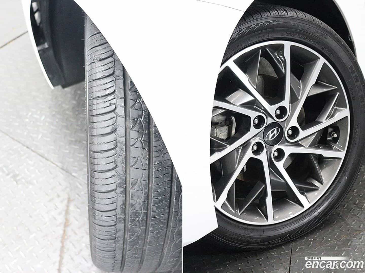 AVANTE Hyundai 2019.9-OPTION-024