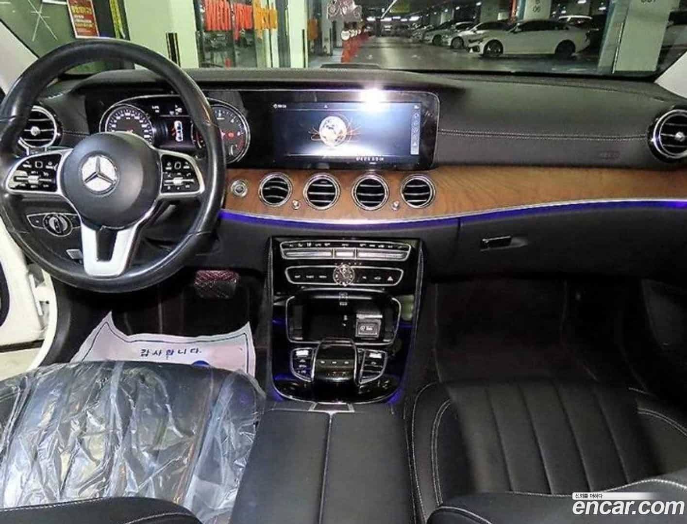 E-Class Mercedes-Benz 2019.4-INNER-010