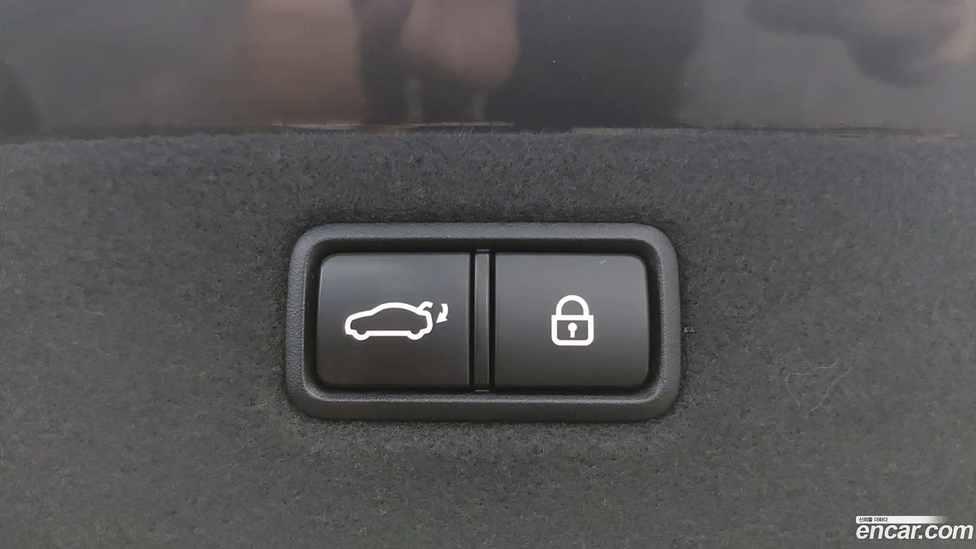 G70 Genesis 2019.1-INNER-008