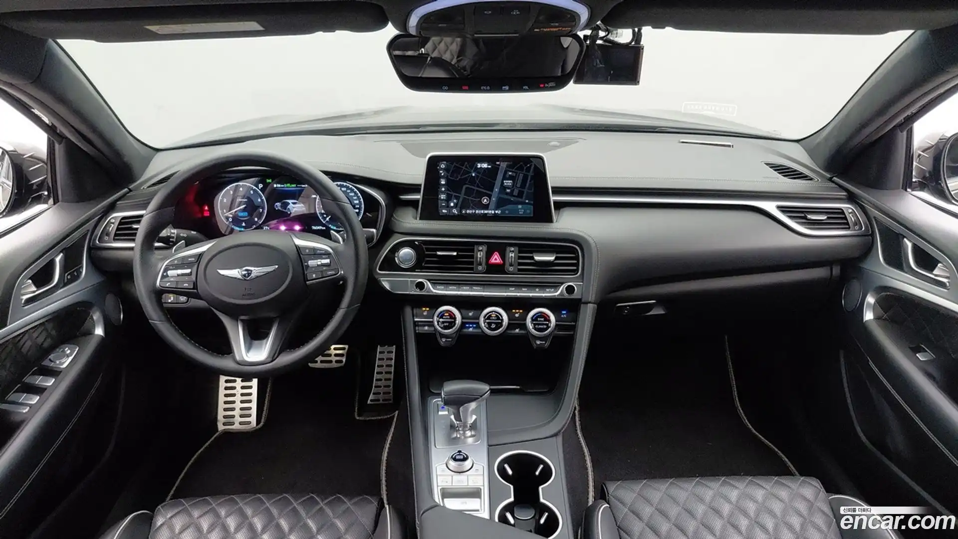 G70 Genesis 2019.1-INNER-009