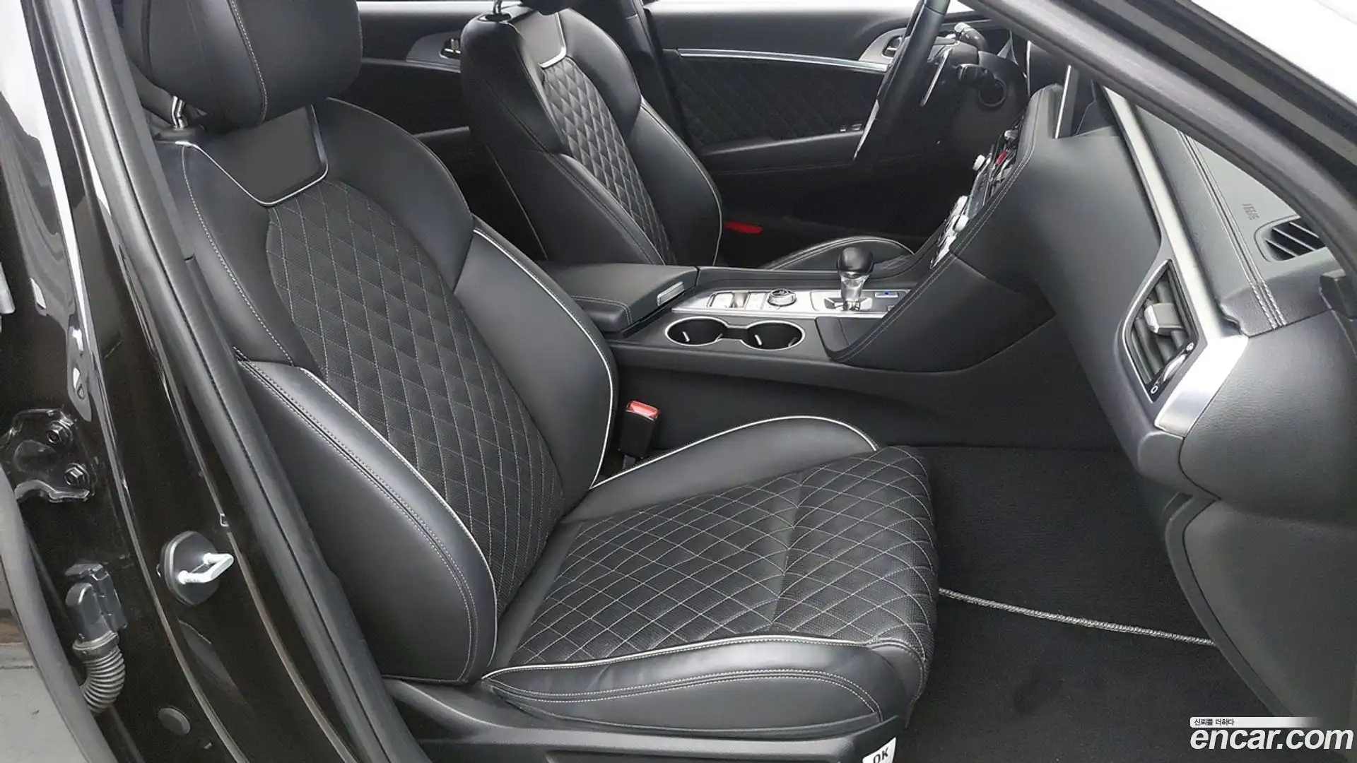 G70 Genesis 2019.1-OPTION-015