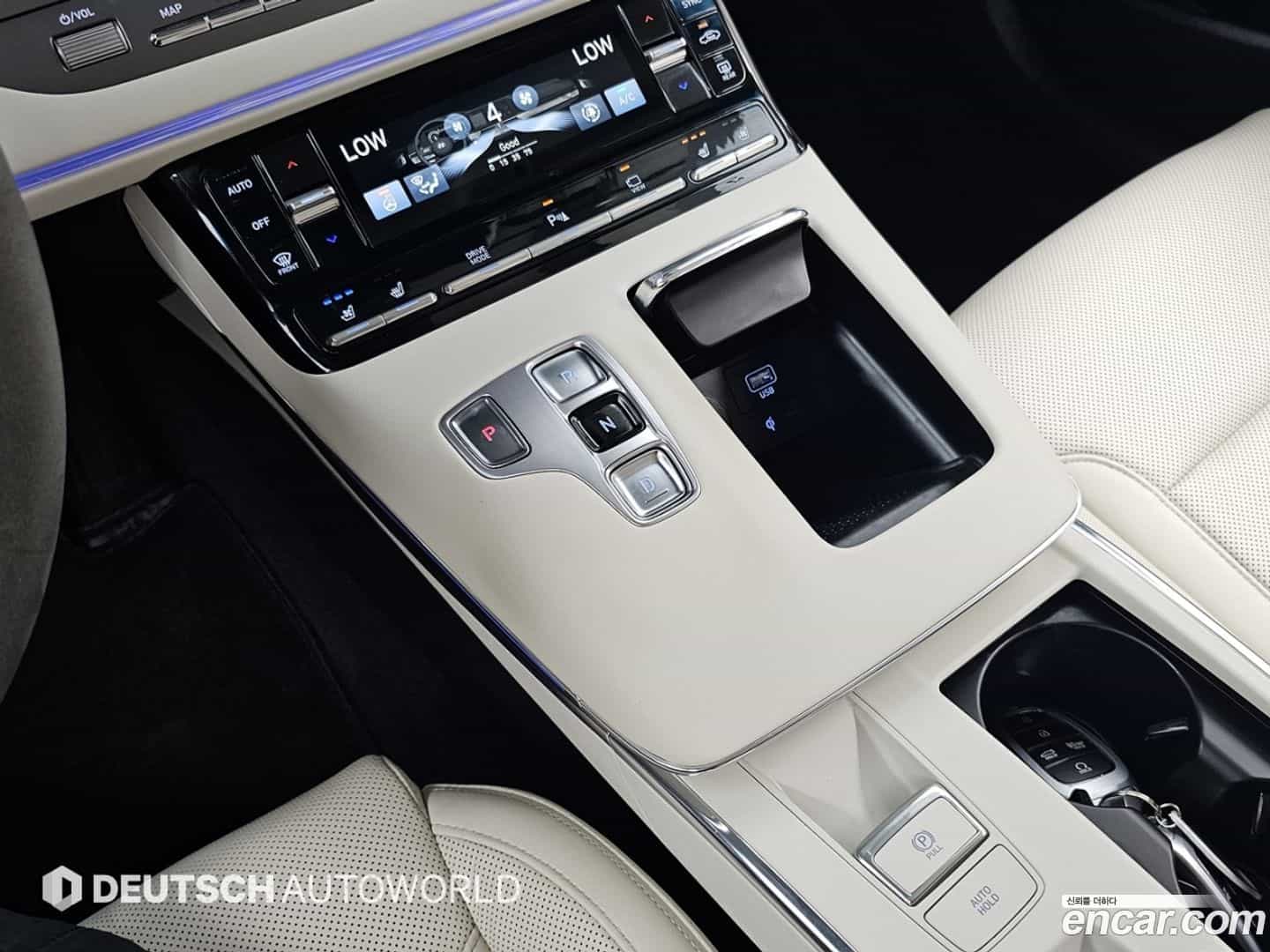 Grandeur Hyundai 2022.2-INNER-009