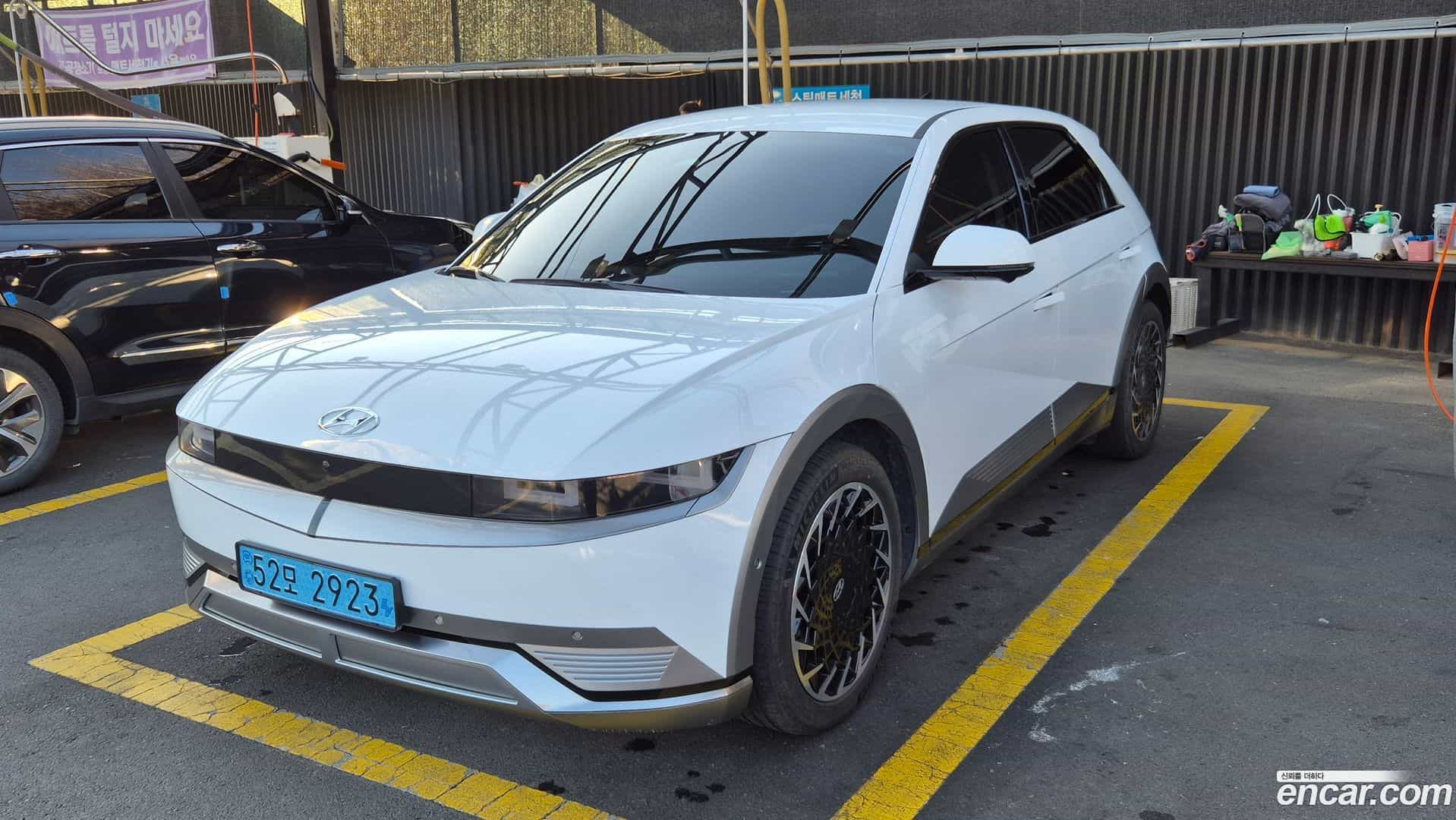 Ioniq5 Hyundai 2023.10-OUTER-001