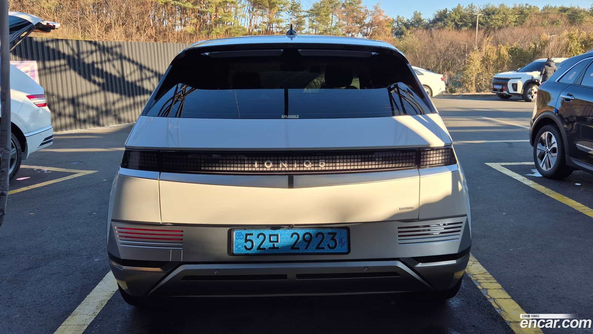 Ioniq5 Hyundai 2023.10-OUTER-004