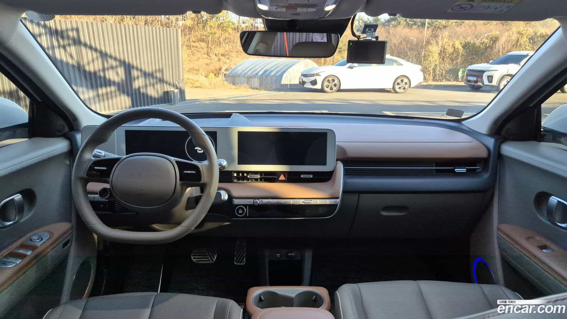 Ioniq5 Hyundai 2023.10-INNER-009