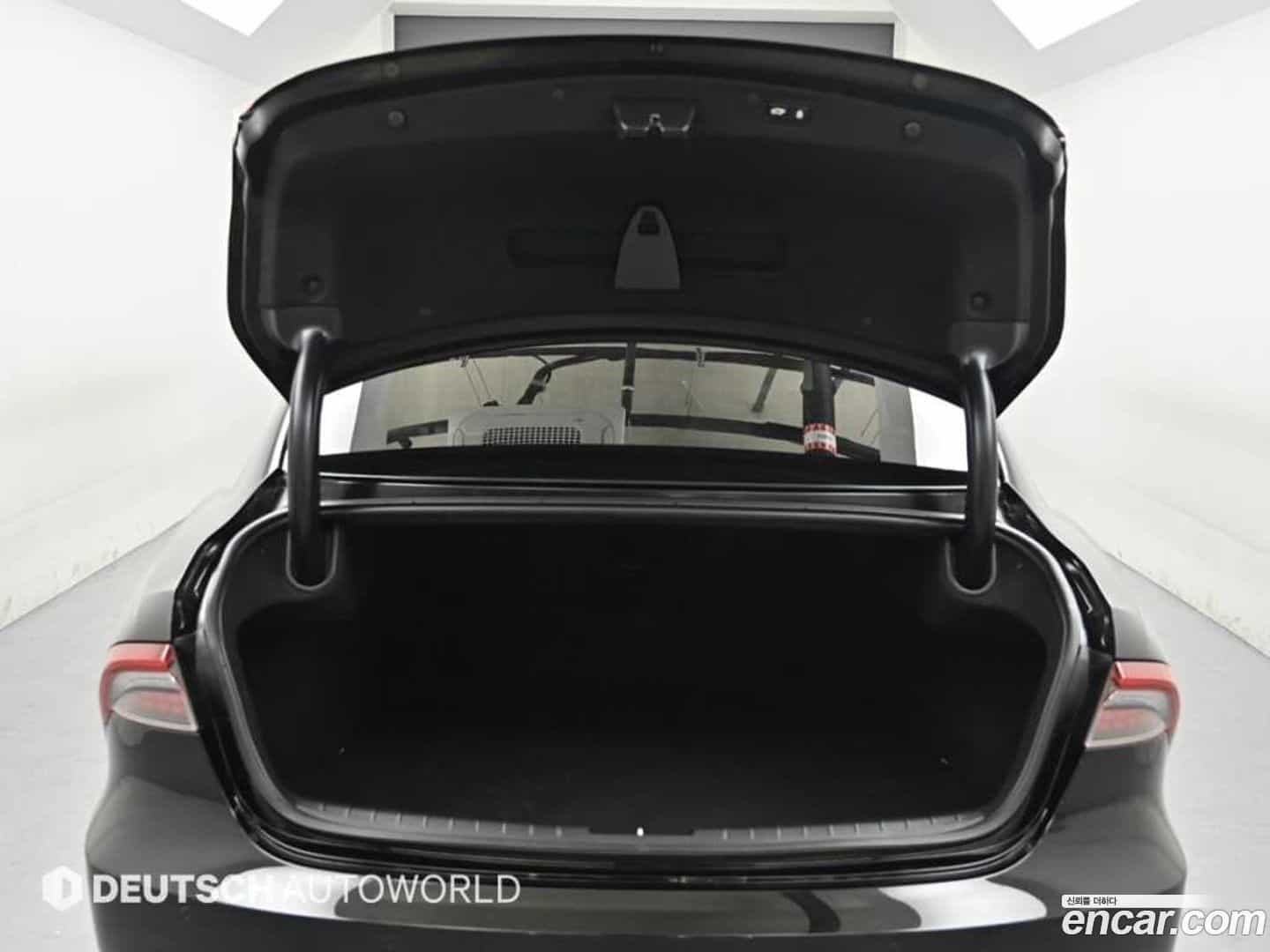 Grandeur Hyundai 2022.0-OPTION-023