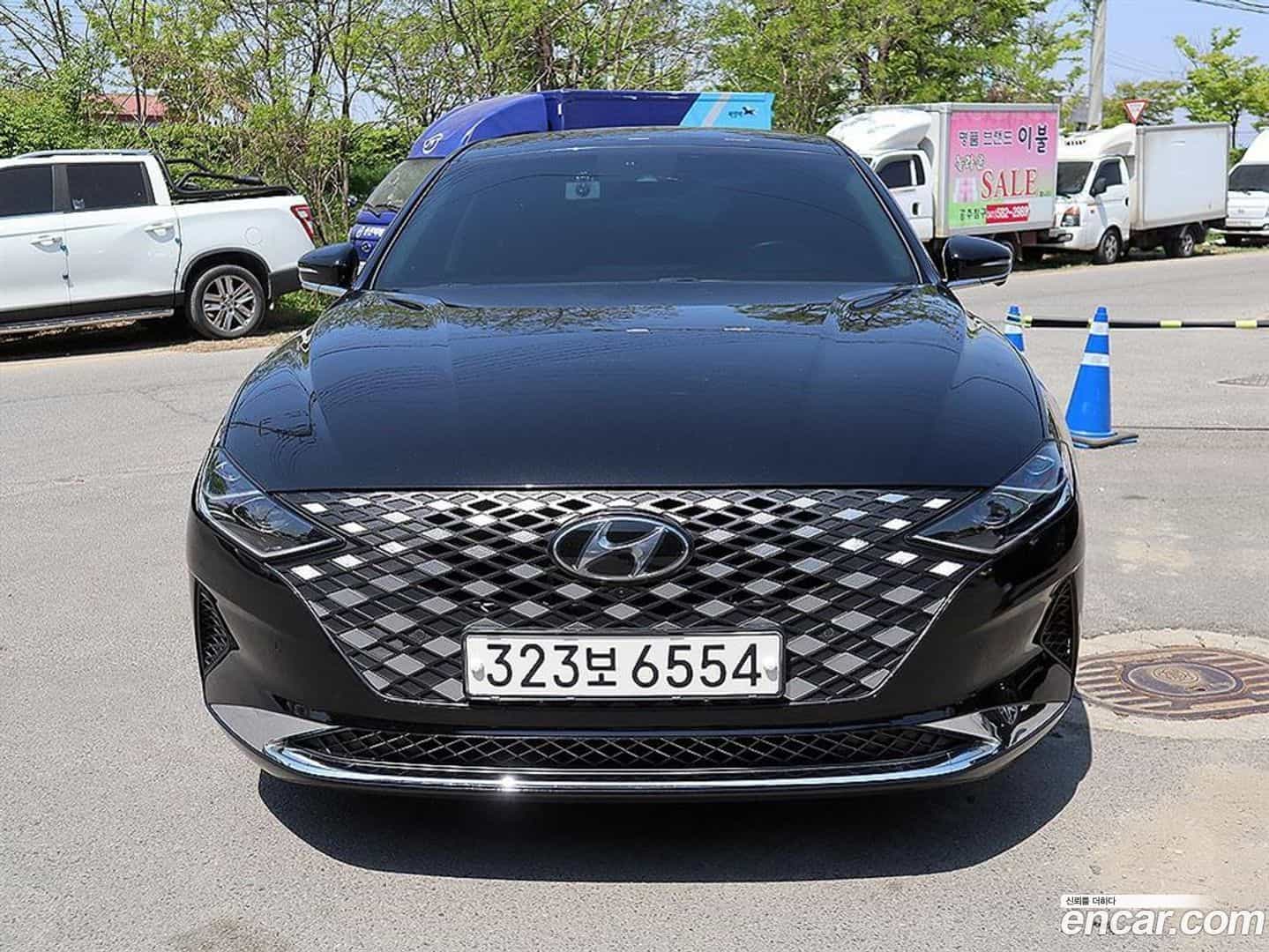 Grandeur Hyundai 2021.1-OUTER-001