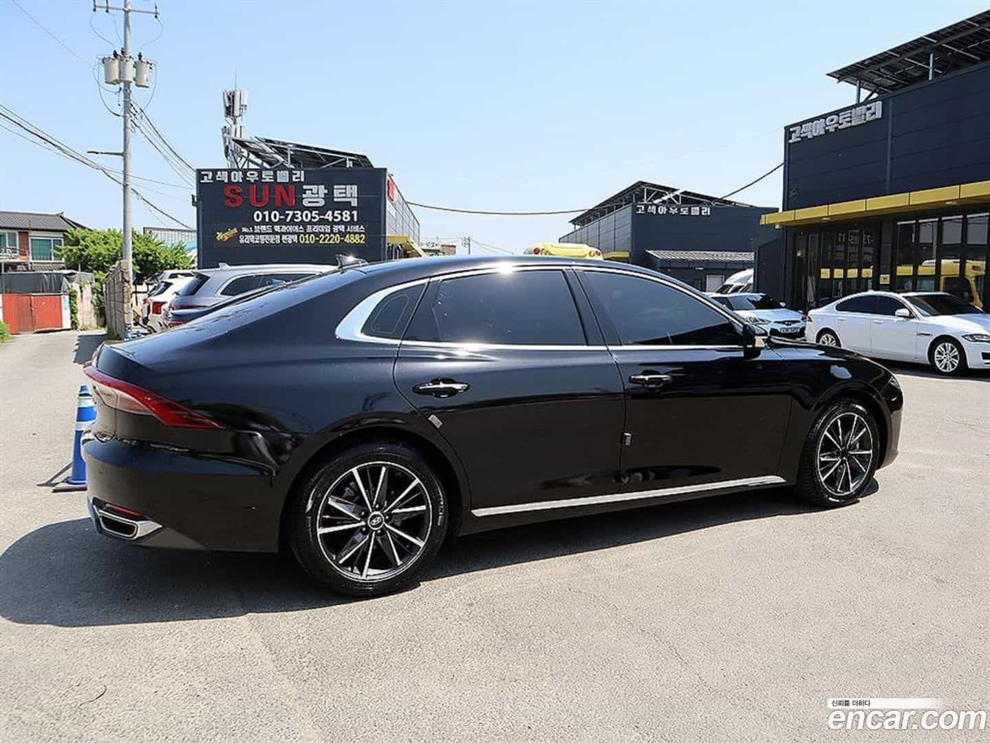 Grandeur Hyundai 2021.1-OUTER-003