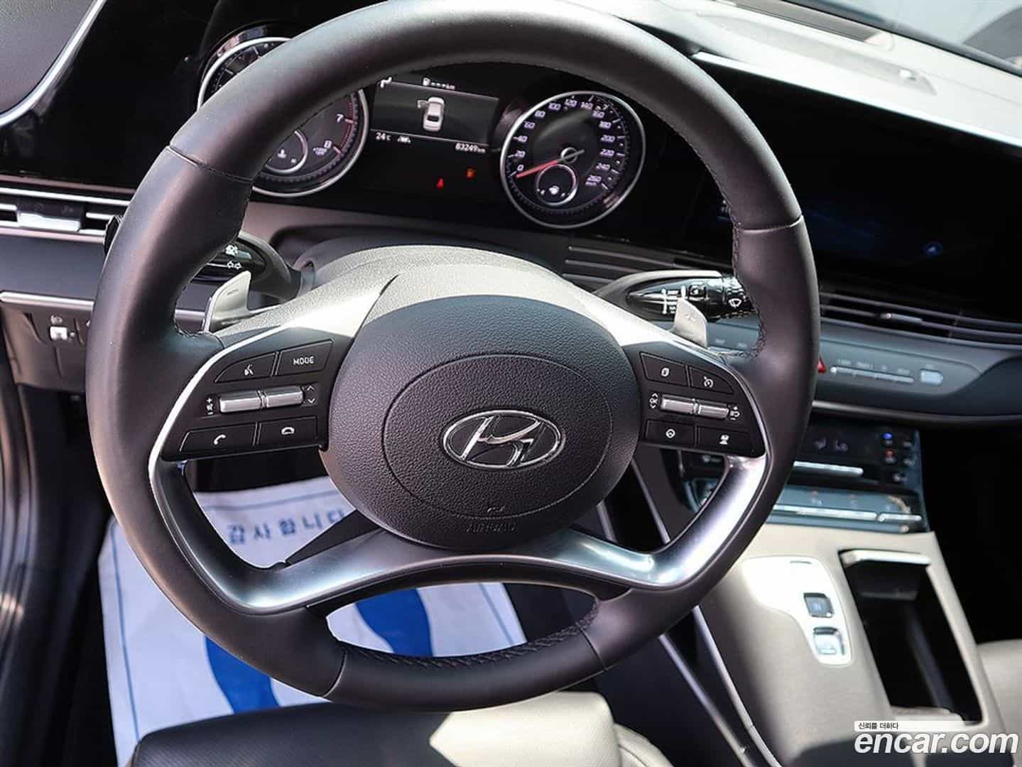 Grandeur Hyundai 2021.1-INNER-008