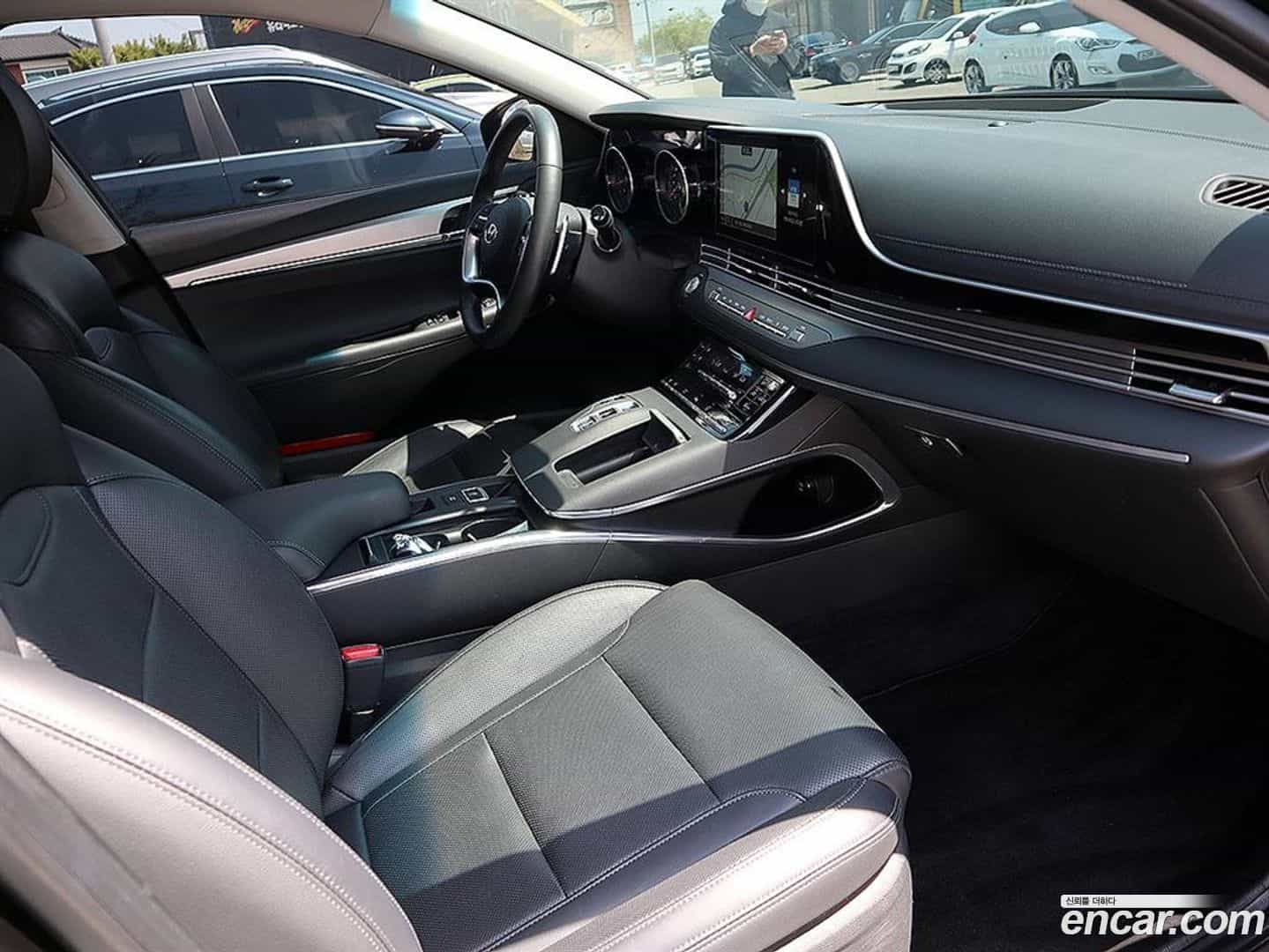 Grandeur Hyundai 2021.1-OPTION-017