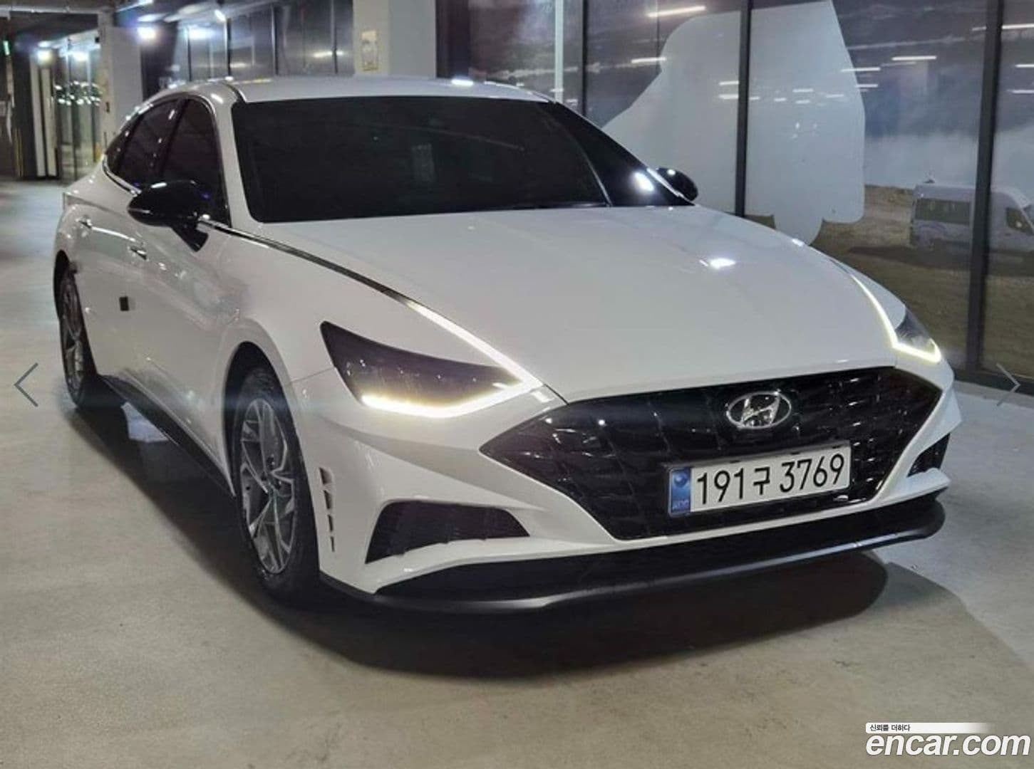 Main__Slider__Photo:Sonata Hyundai 2022.6-0