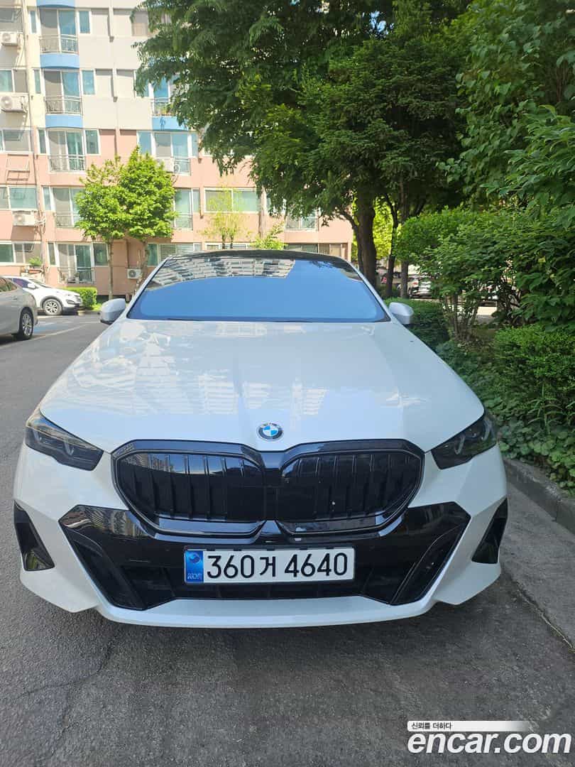 5-Series BMW 2025.10-INNER-008